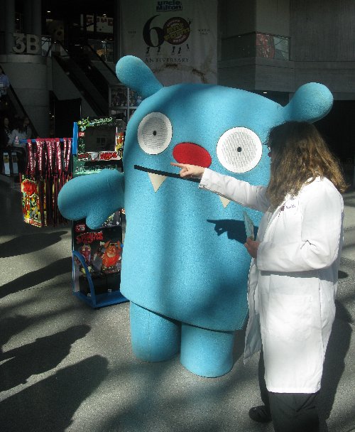 A giant Uglydoll, walking out loose among the attendees